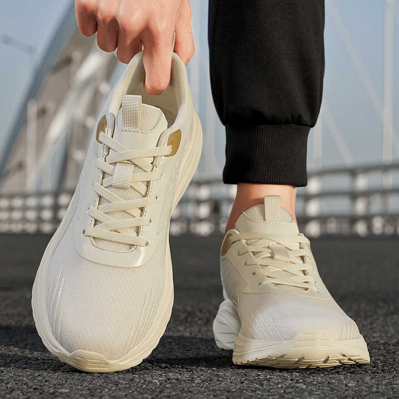 Slip-resistant Ete Mens Shoes  - огляд і ціна Men Shoes Name